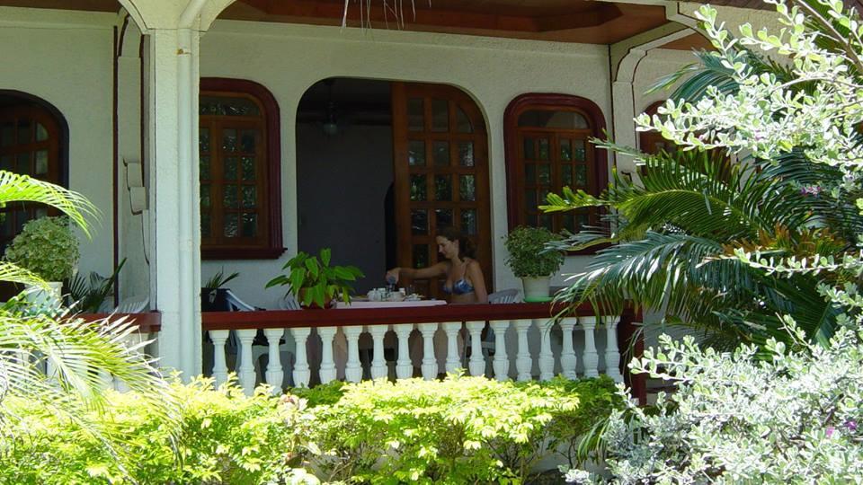 Blue Crystal Beach Resort Puerto Galera Exteriér fotografie